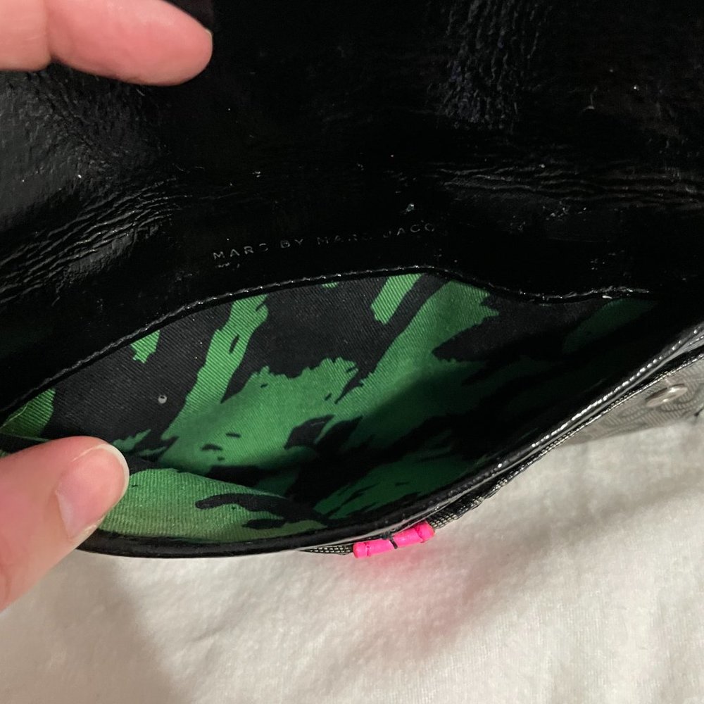 MARC JACOBS Early 2000s Vintage Bag & Wallet Set, Black & Pink w Silver Hardware - Picture 9 of 16